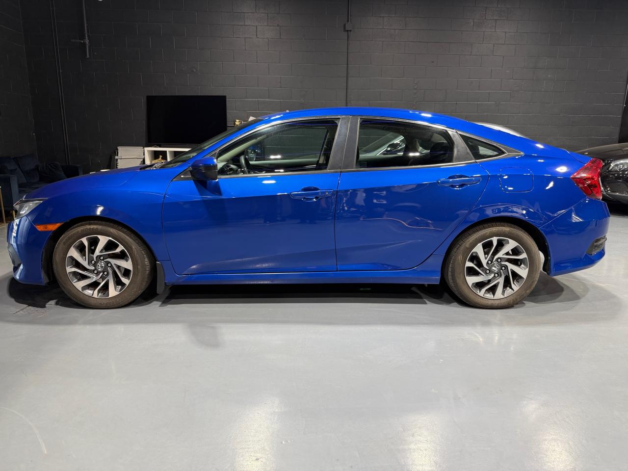2018 Honda Civic EX - Photo #7