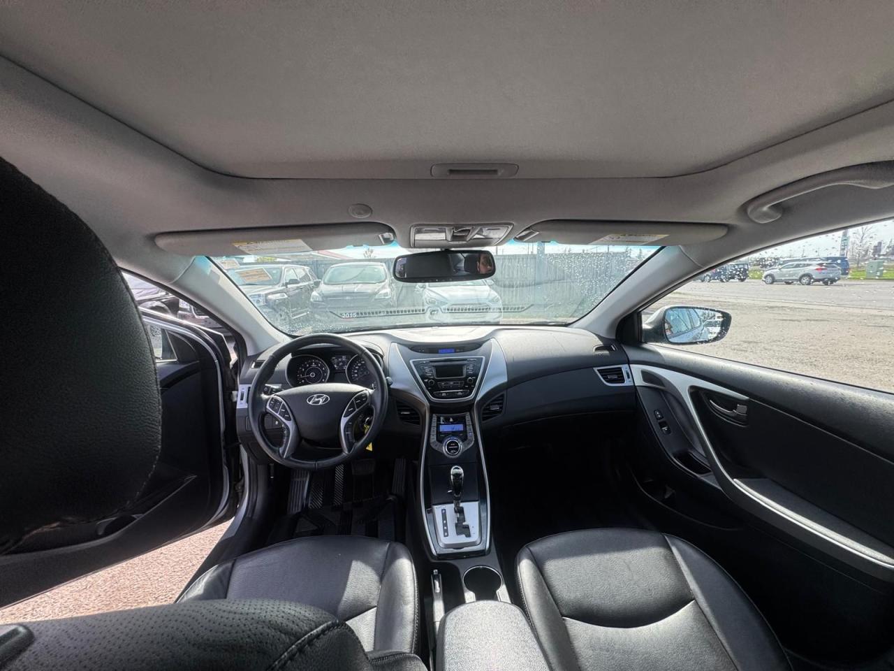 2013 Hyundai Elantra Limited - Photo #12