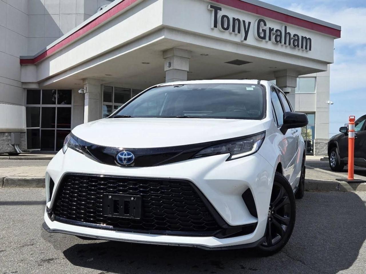 Used 2025 Toyota Sienna XSE 7-Passenger for sale in Ottawa, ON