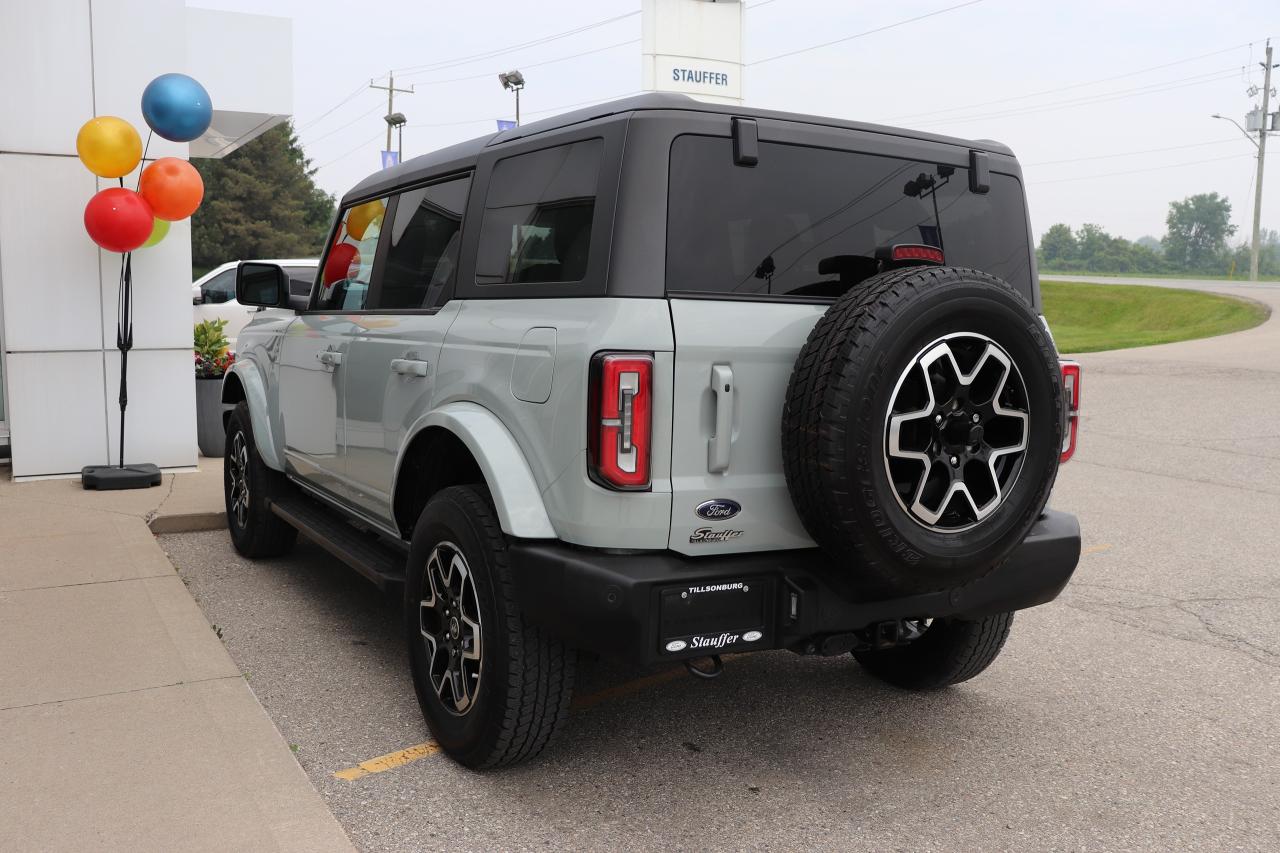 2022 Ford Bronco OUTER BANKS 4 DOOR 4X4 Photo