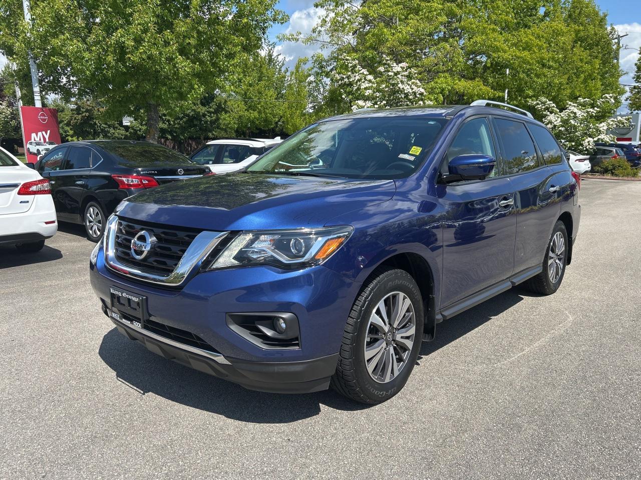 Used 2017 Nissan Pathfinder 4WD 4DR SL for sale in Surrey, BC