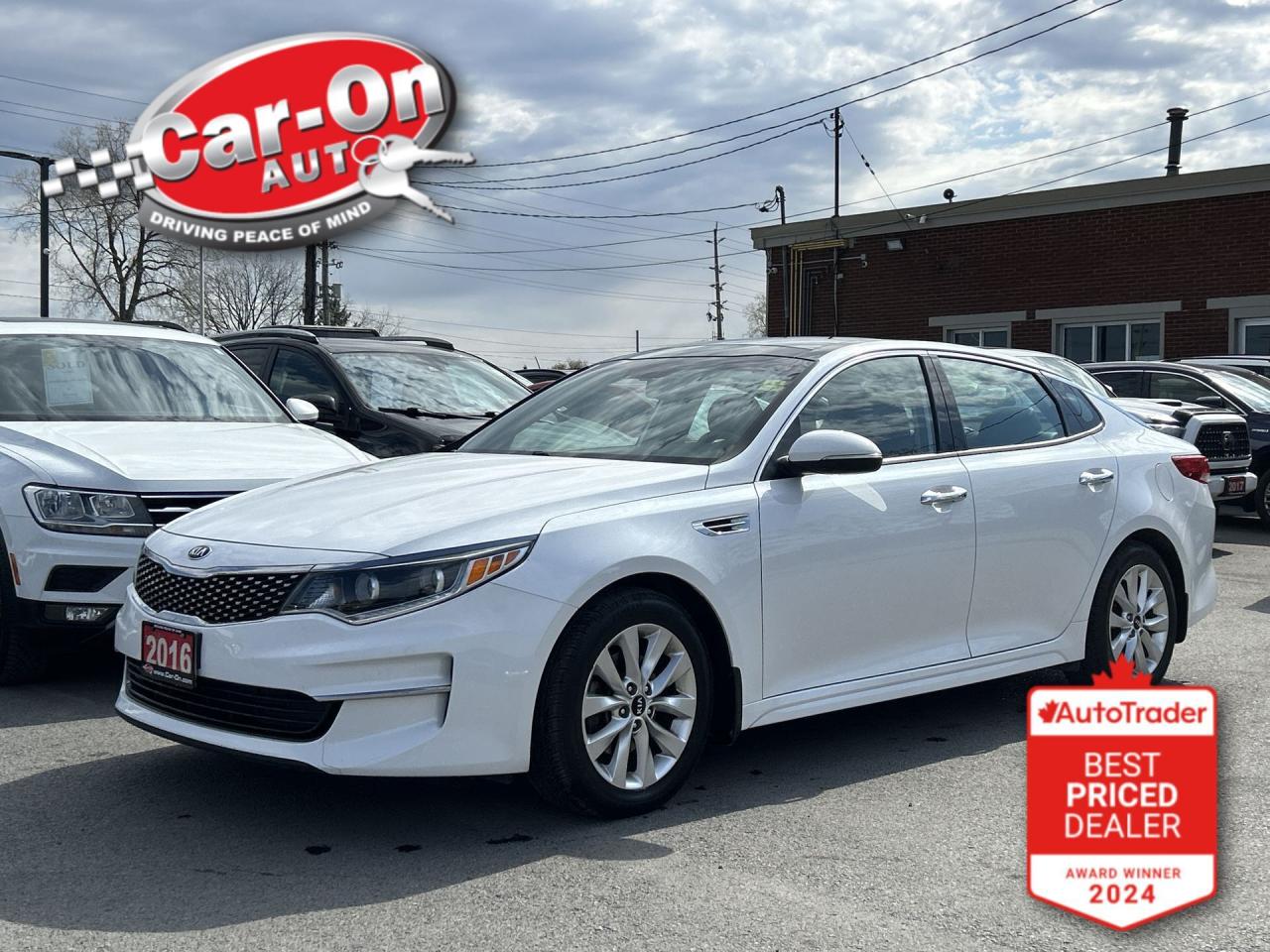 Used 2016 Kia Optima EX|LOW KMS|LEATHER|PANO ROOF|HTD SEATS|REAR CAM for sale in Ottawa, ON