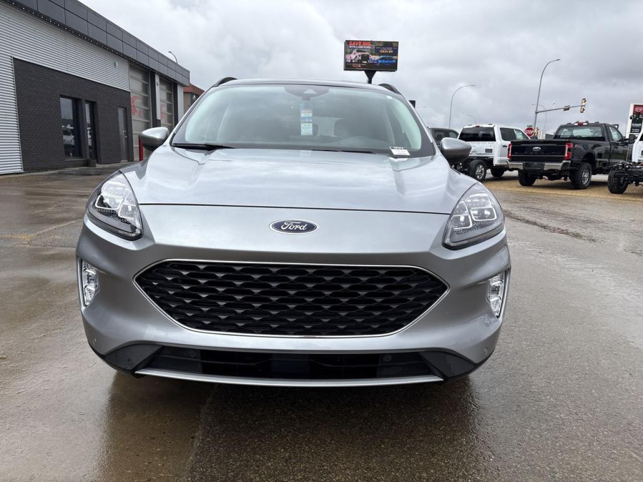 2021 Ford Escape Titanium Hybrid Photo5