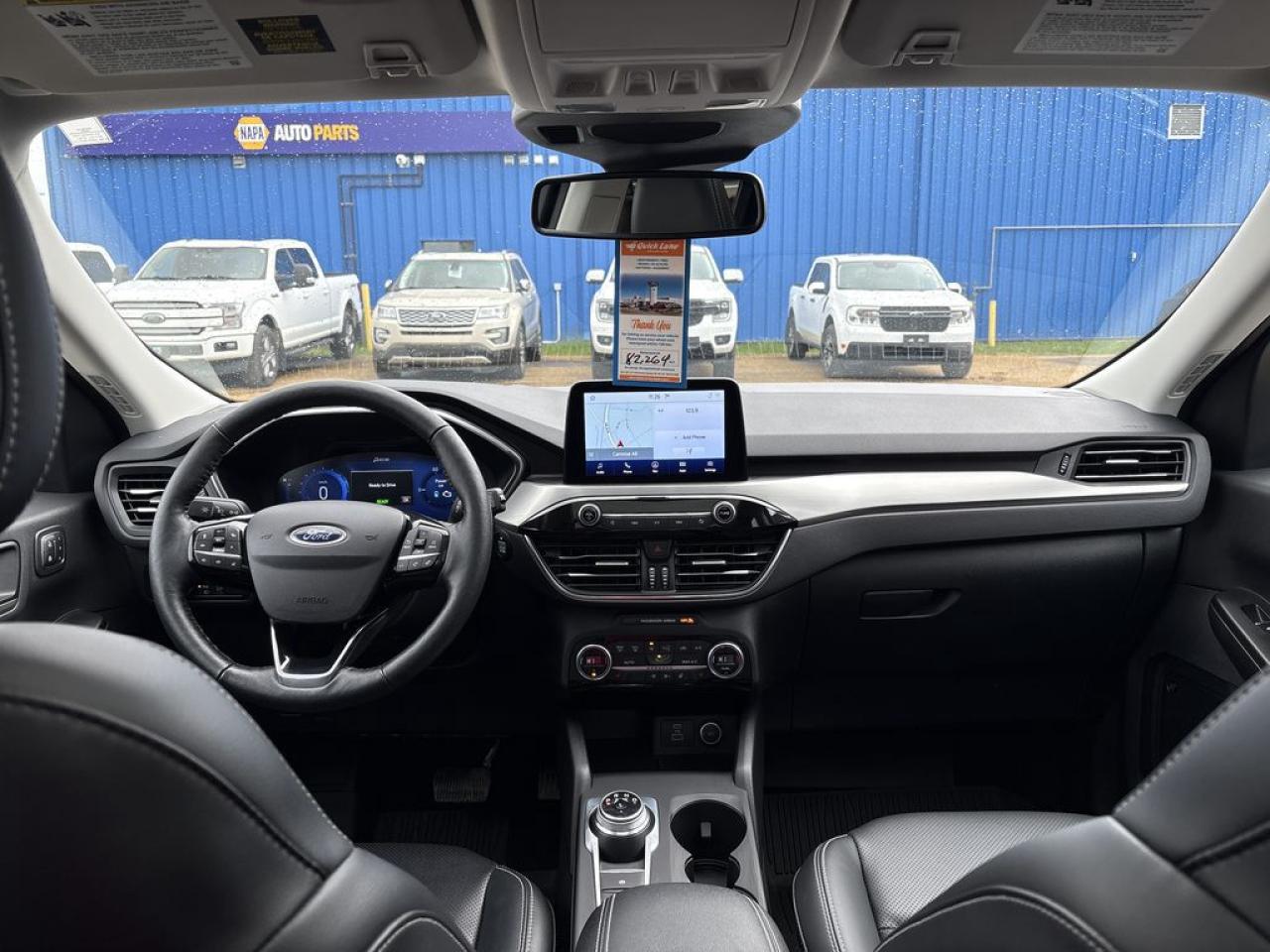 2021 Ford Escape Titanium Hybrid Photo5