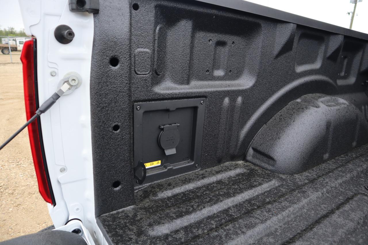 2025 Ford F-150 XLT Photo5