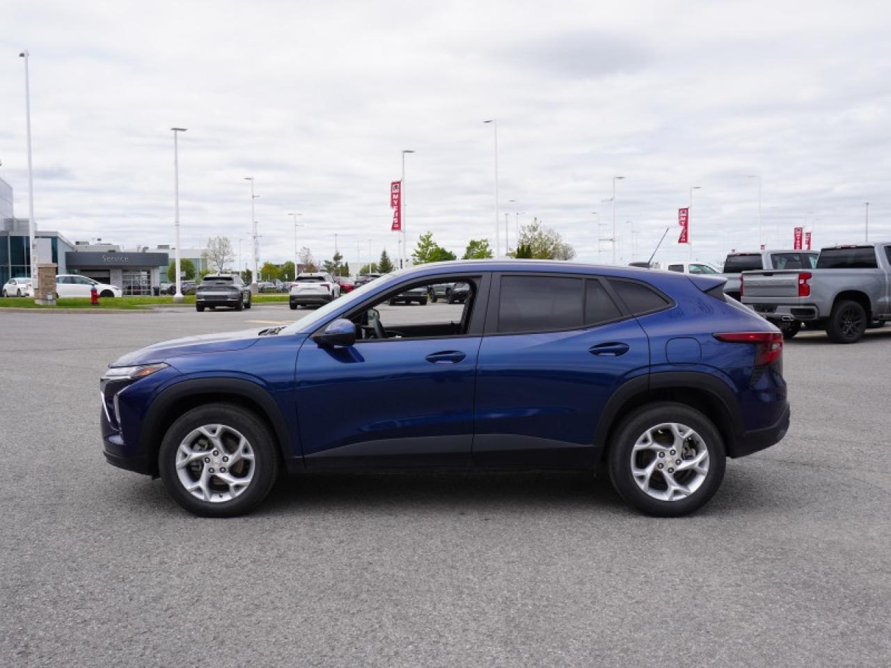 2024 Chevrolet Trax LS  - Heated Seats -  Apple CarPlay Photo