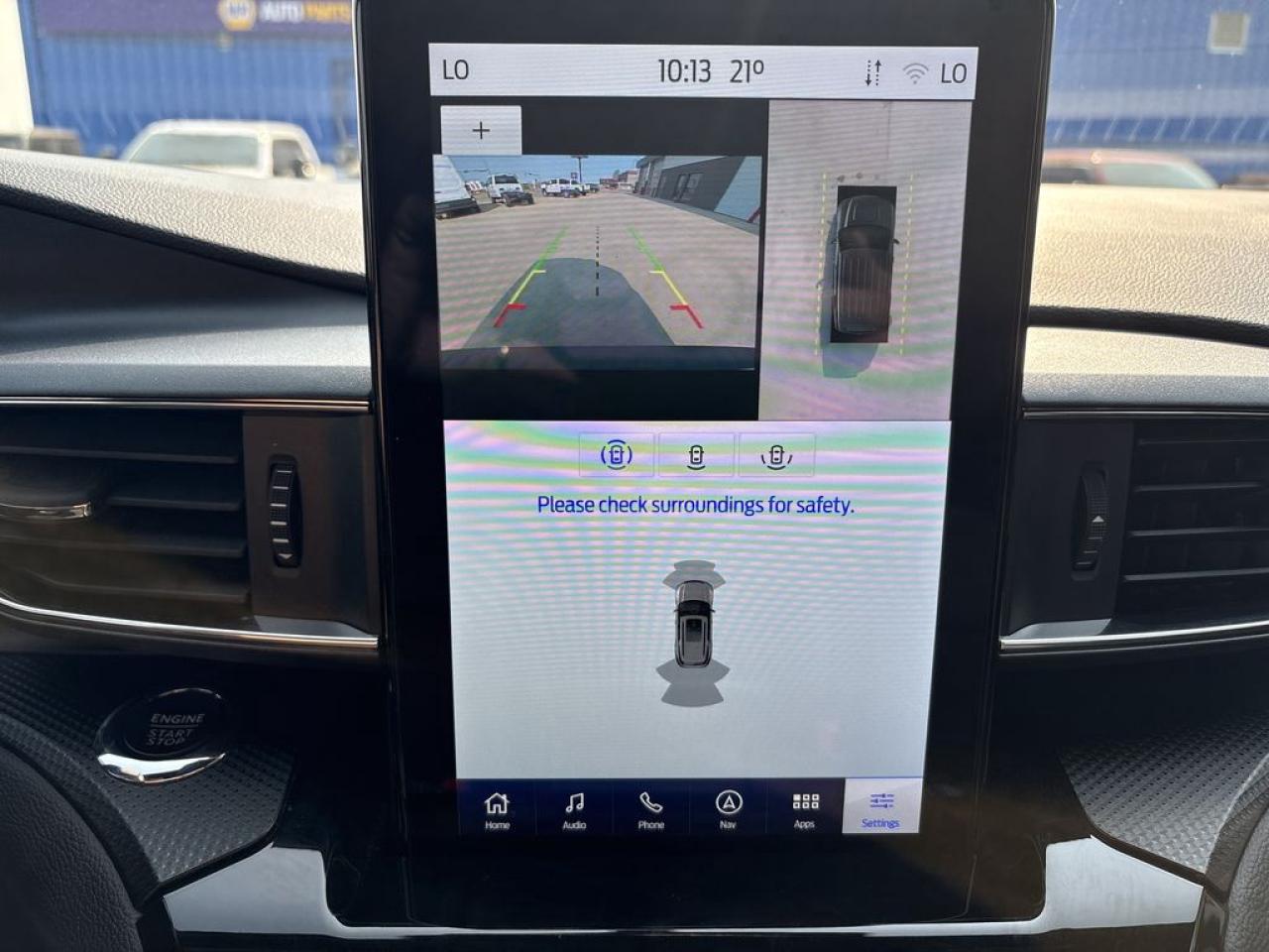 2022 Ford Explorer ST Photo5