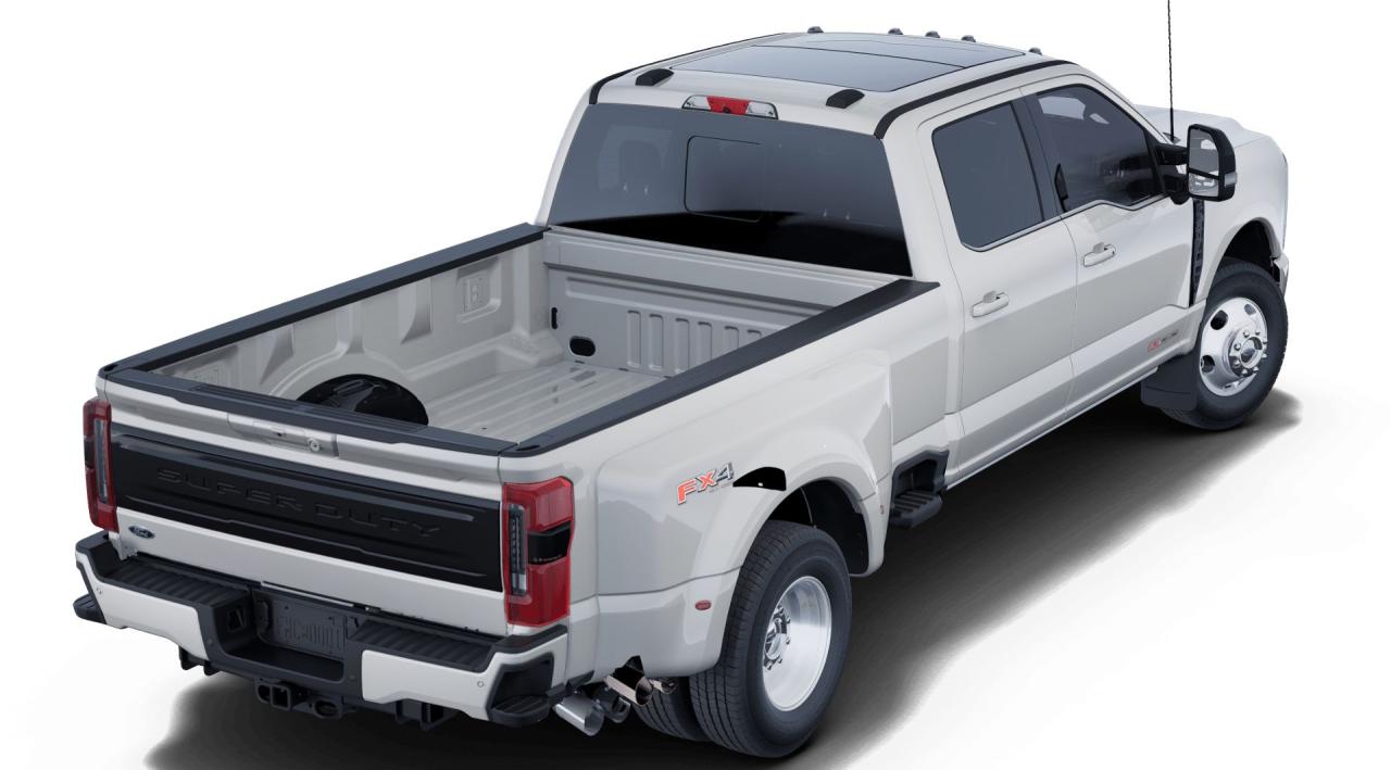 2025 Ford SUPERDUTY F-350® Platinum® Photo5
