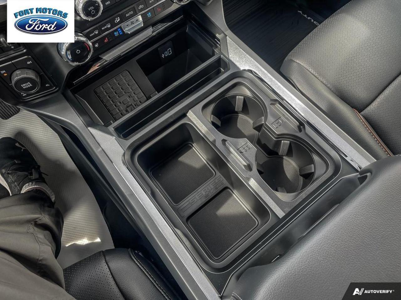 2025 Ford SUPER DUTY F-350 SRW F-350® Lariat® Photo5