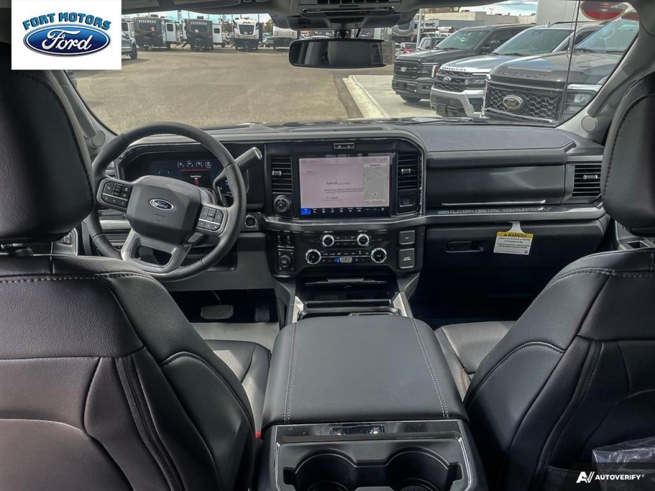 2025 Ford SUPER DUTY F-350 SRW F-350® Lariat® Photo5