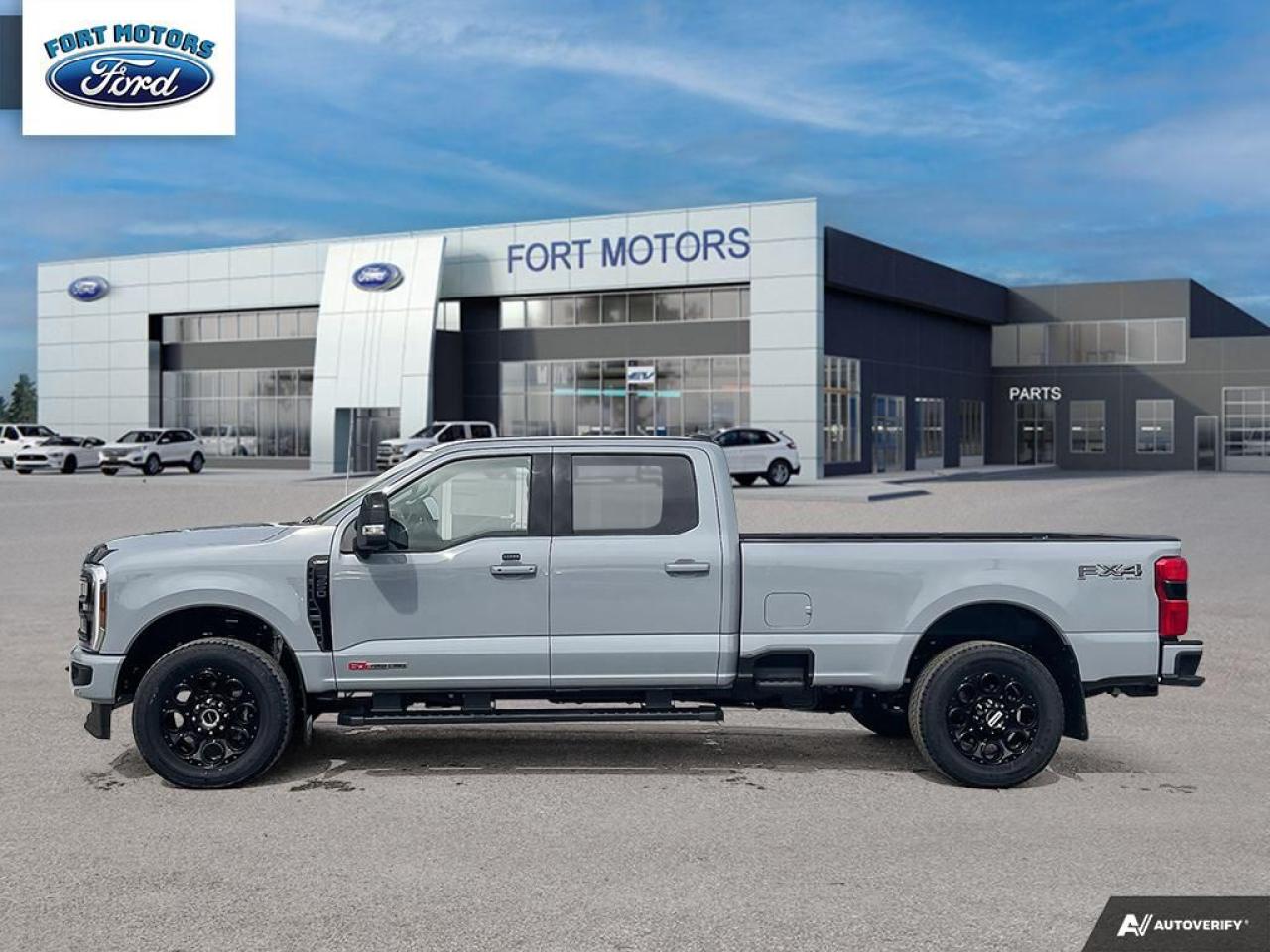 2025 Ford SUPER DUTY F-350 SRW F-350® Lariat® Photo2