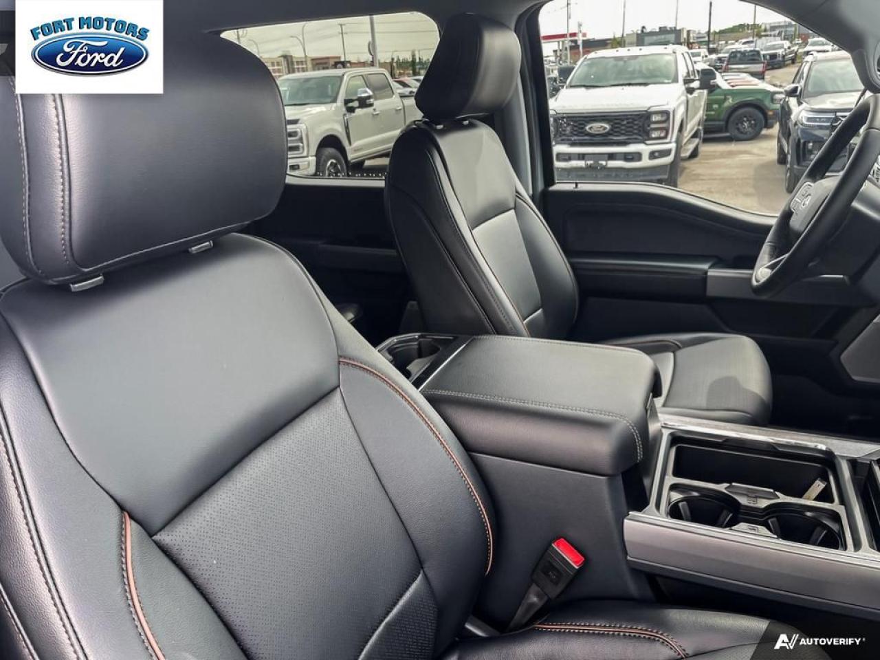 2025 Ford SUPER DUTY F-350 SRW F-350® Lariat® Photo5
