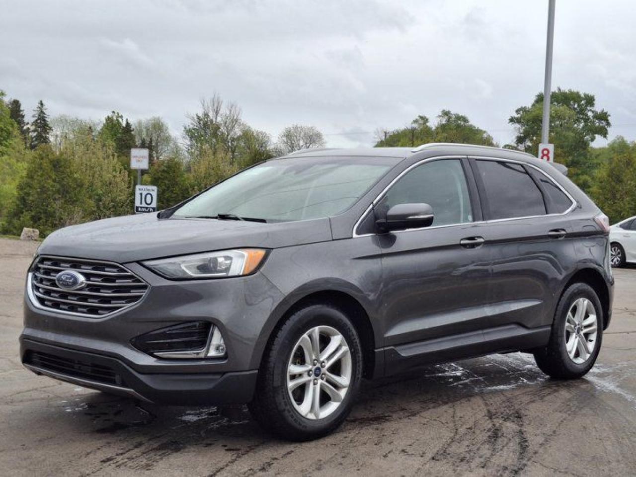 Used 2019 Ford Edge SELAWD | Tow Pkg | Power Liftgate | Auto Climate | Heated Seats | CarPlay + Android | and More ! for sale in Guelph, ON