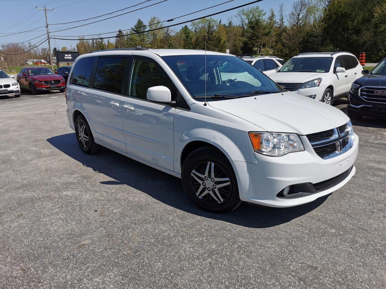 2017 Dodge Grand Caravan SE Plus - Photo #3