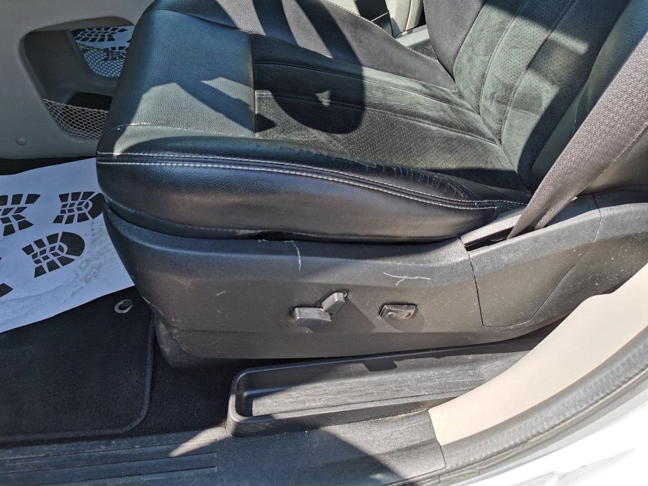 2017 Dodge Grand Caravan SE Plus - Photo #11