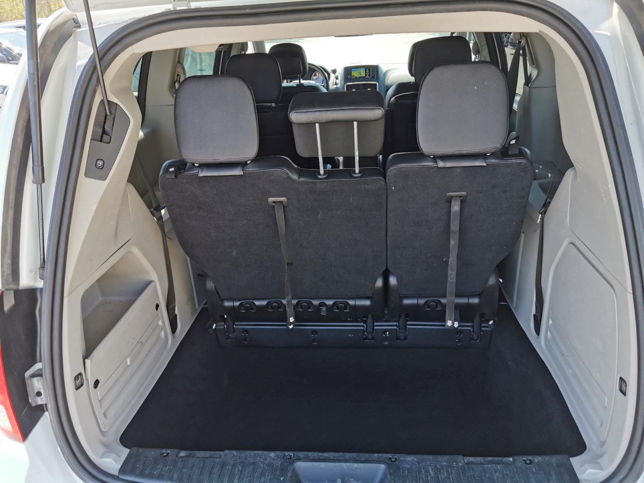 2017 Dodge Grand Caravan SE Plus - Photo #29