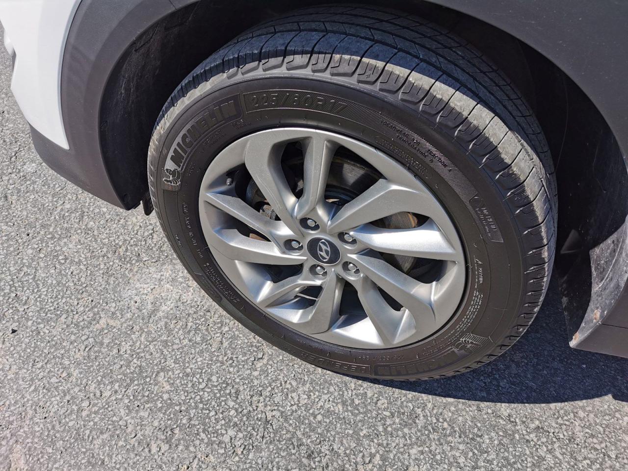 2018 Hyundai Tucson SEL AWD - Photo #9
