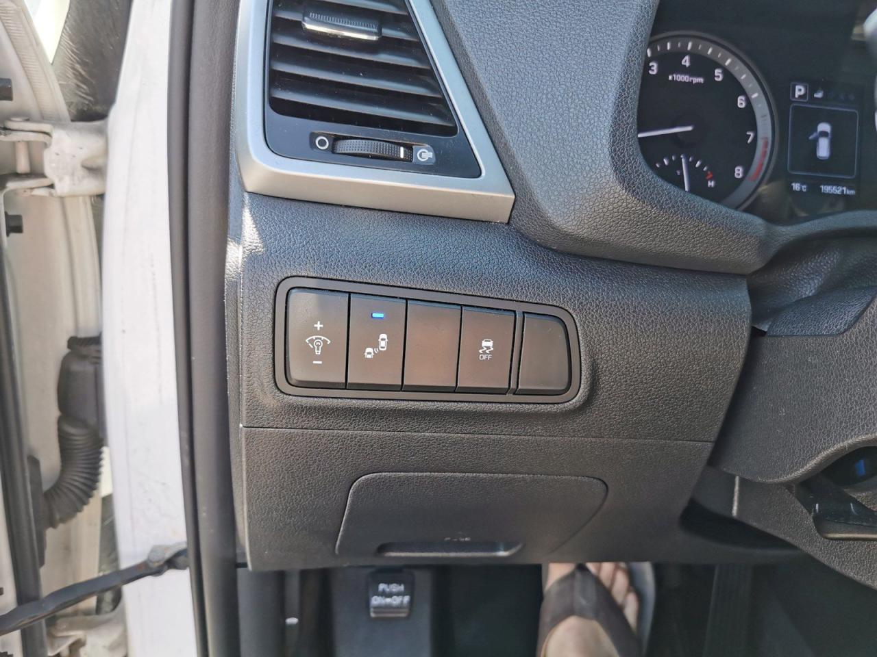 2018 Hyundai Tucson SEL AWD - Photo #17