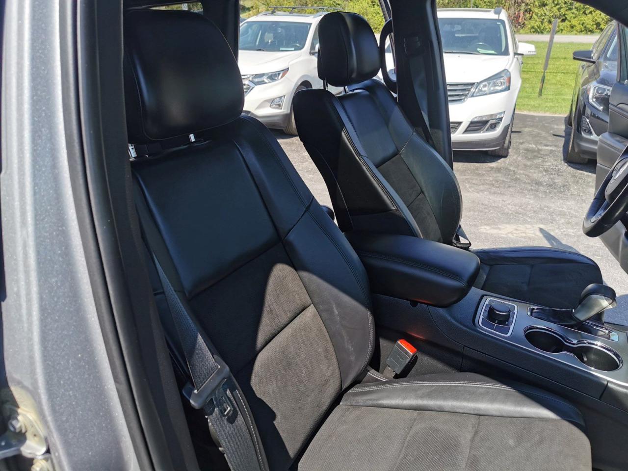 2021 Jeep Grand Cherokee Laredo - Photo #30