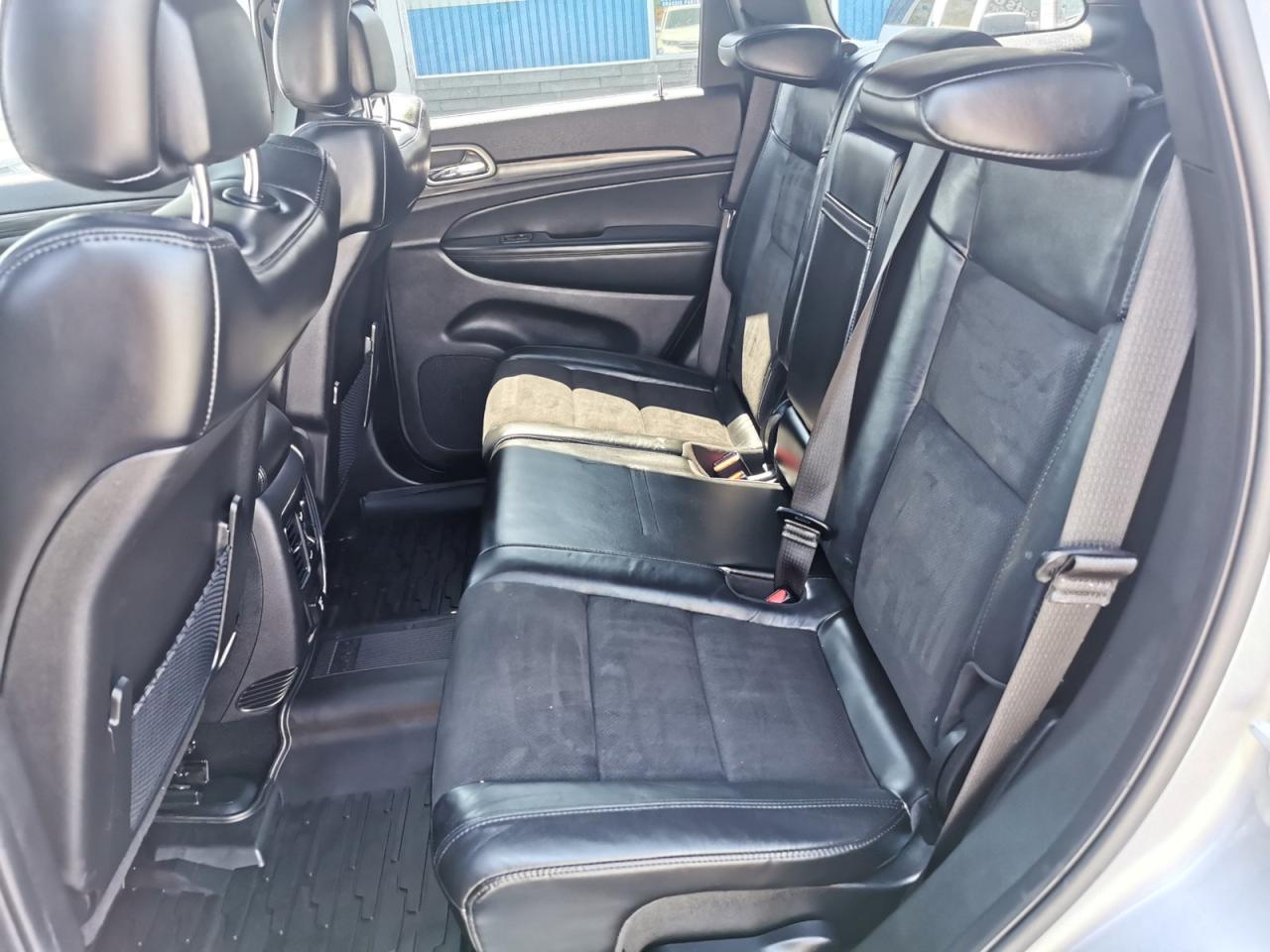 2021 Jeep Grand Cherokee Laredo - Photo #26