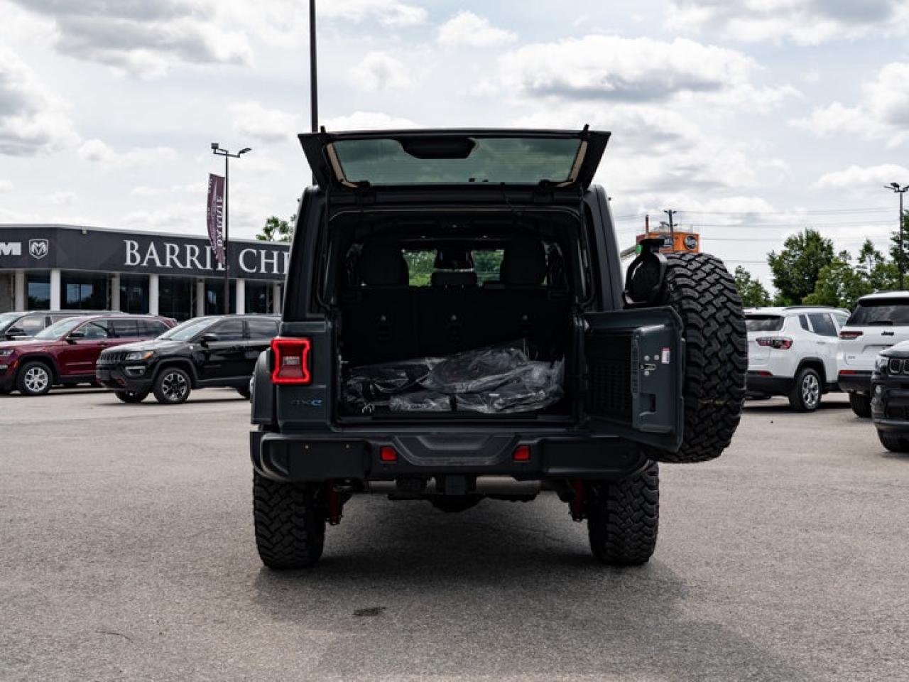 2025 Jeep Wrangler 4xe Willys Photo