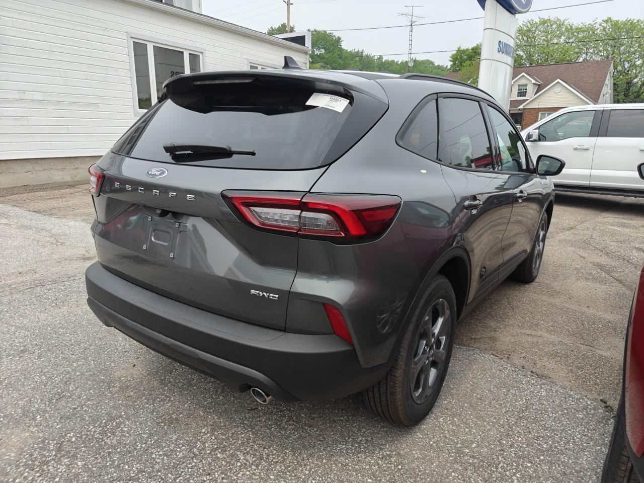 2025 Ford Escape ST-Line AWD Photo
