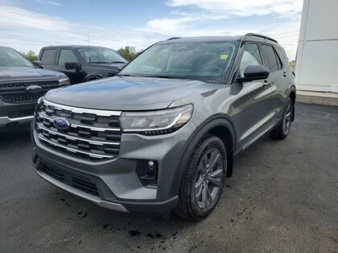 New 2025 Ford Explorer ACTIVE W/ REAR VIEW CAMERA for sale in Moose Jaw, SK