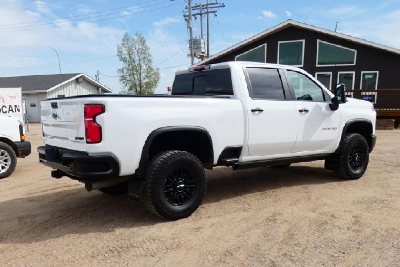 2025 Chevrolet Silverado 2500 ZR2 DSL w/H&C L, S/R, NAV, RVM+BUC, PRB, HUD - Photo #6