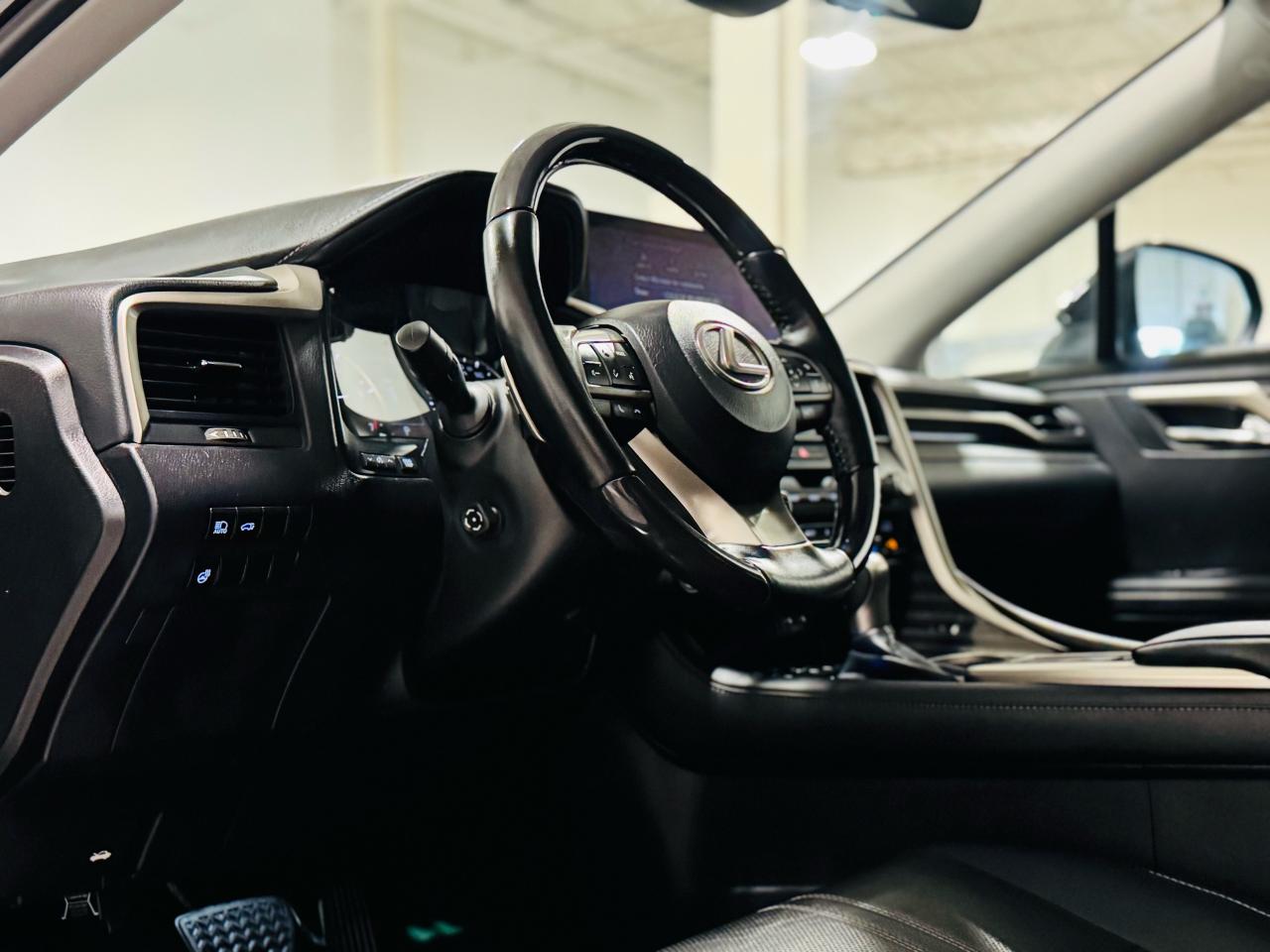 2021 Lexus RX 350  - Photo #9