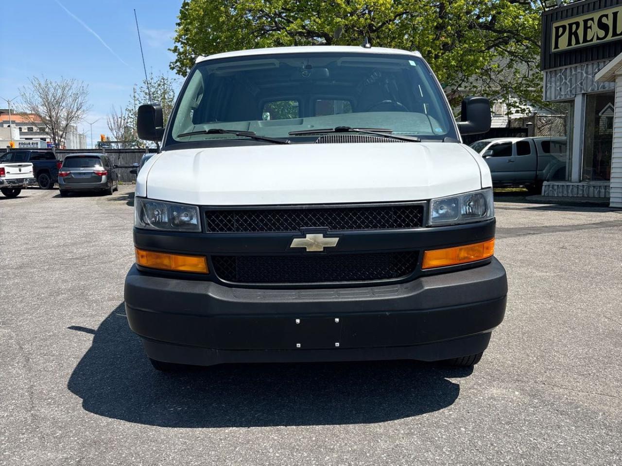 2021 Chevrolet Express Cargo Van RWD 2500 Ext 155" Photo7