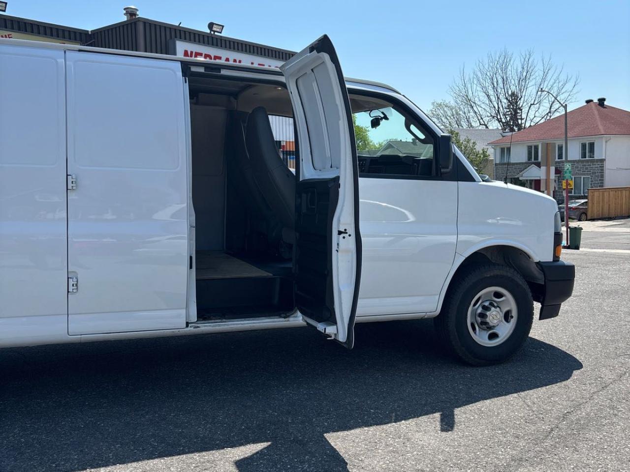 2021 Chevrolet Express Cargo Van RWD 2500 Ext 155" Photo10