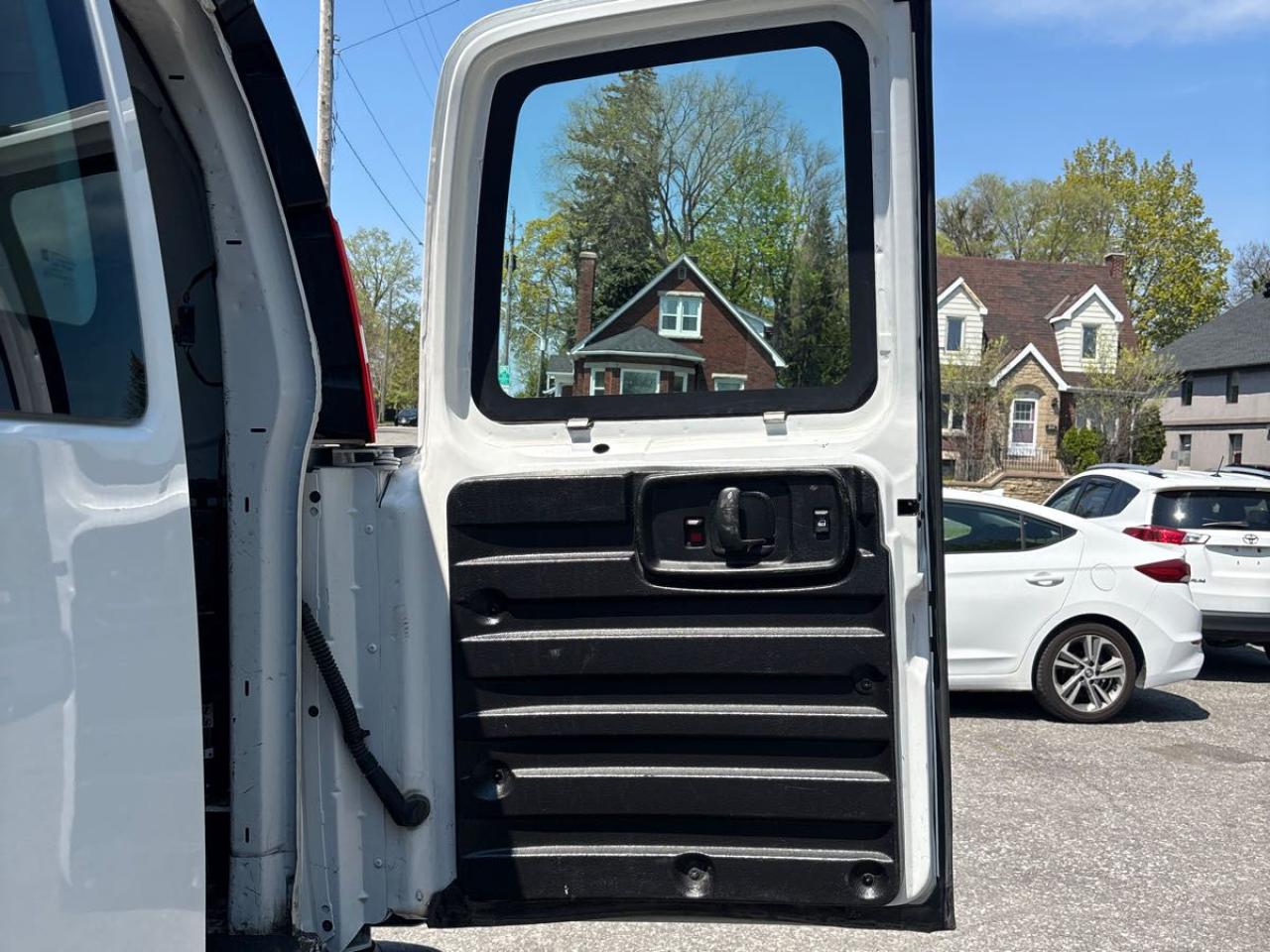 2021 Chevrolet Express Cargo Van RWD 2500 Ext 155" Photo23