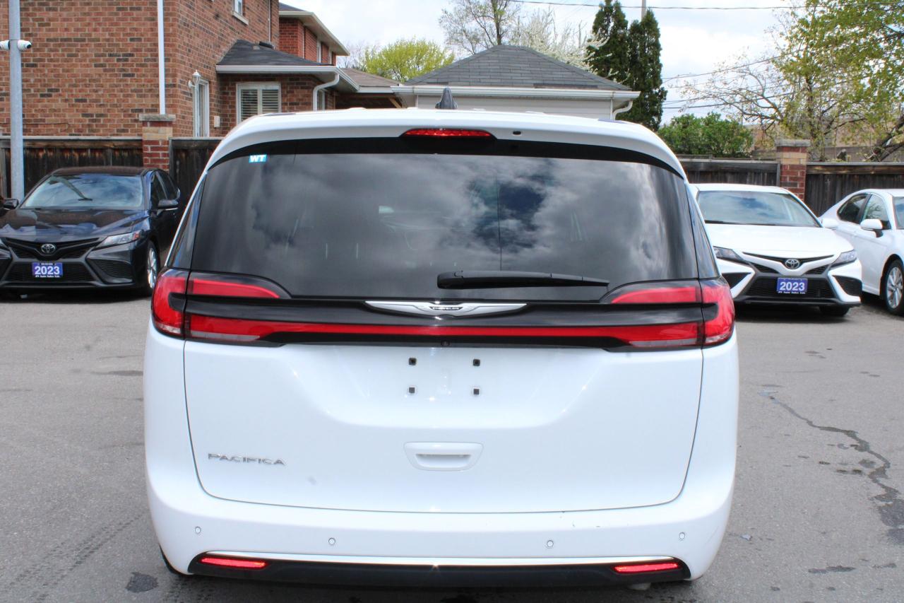 2023 Chrysler Pacifica Touring L - Photo #3