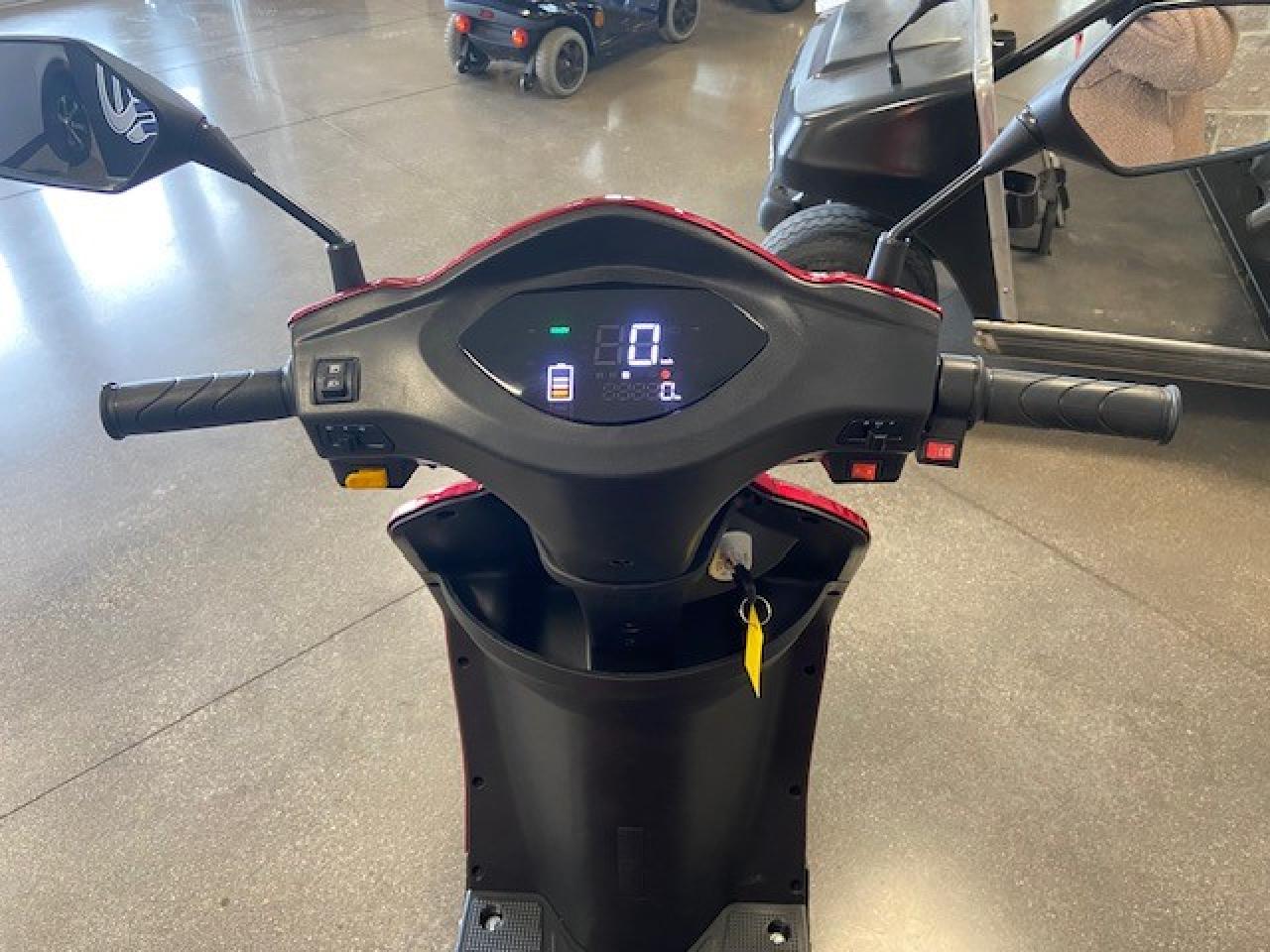 2025 Matrix SCOOTER WAVE (4) Photo3