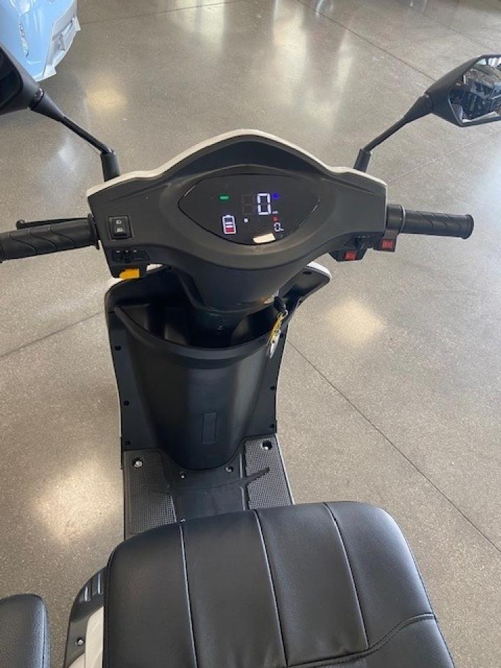 2024 Matrix SCOOTER WAVE (4) Photo
