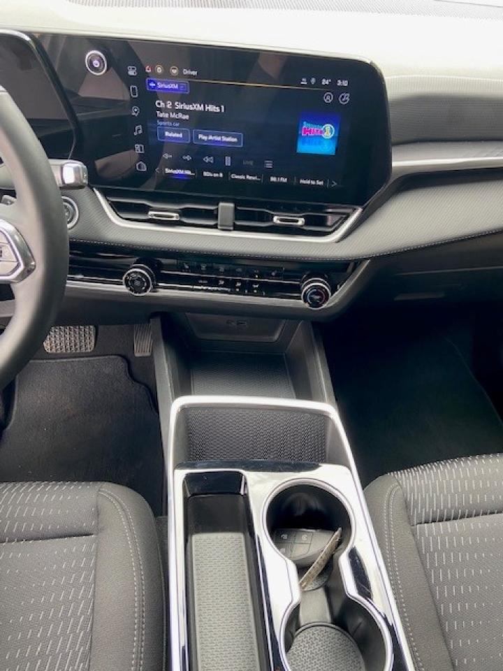 2025 Chevrolet Equinox AWD LT Photo