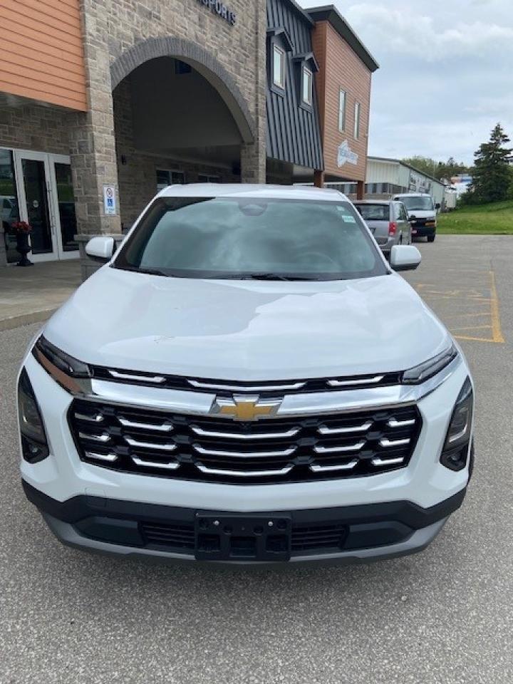 2025 Chevrolet Equinox AWD LT AWD 4dr LT w/2LT Photo2