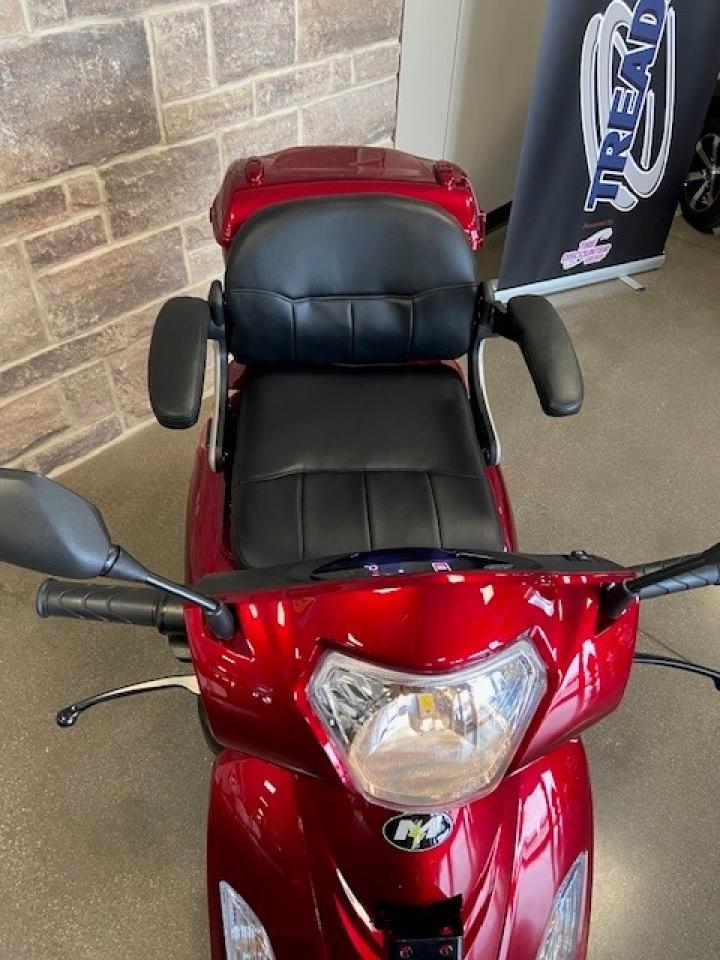 2024 Matrix SCOOTER WAVE (4) Photo1