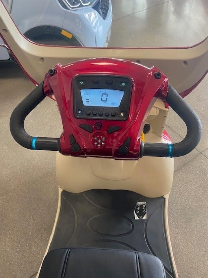 2025 Matrix SCOOTER SWIFT Photo3