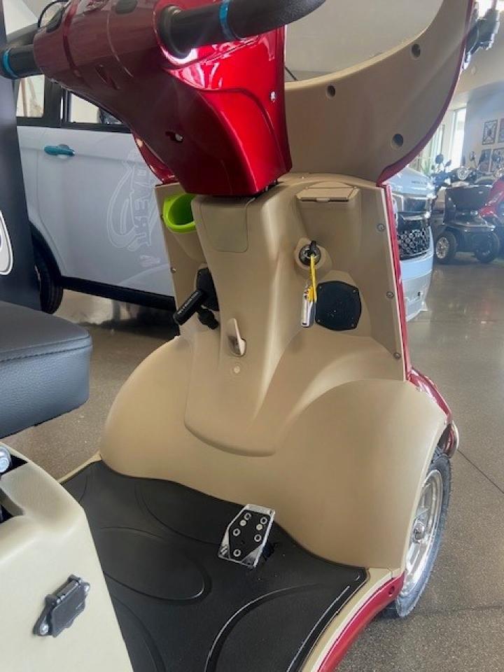 2025 Matrix SCOOTER SWIFT Photo4