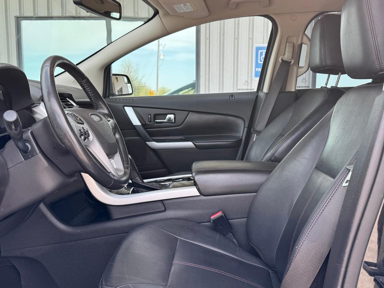 2011 Ford Edge 4dr Limited AWD **ONE OWNER** - Photo #29
