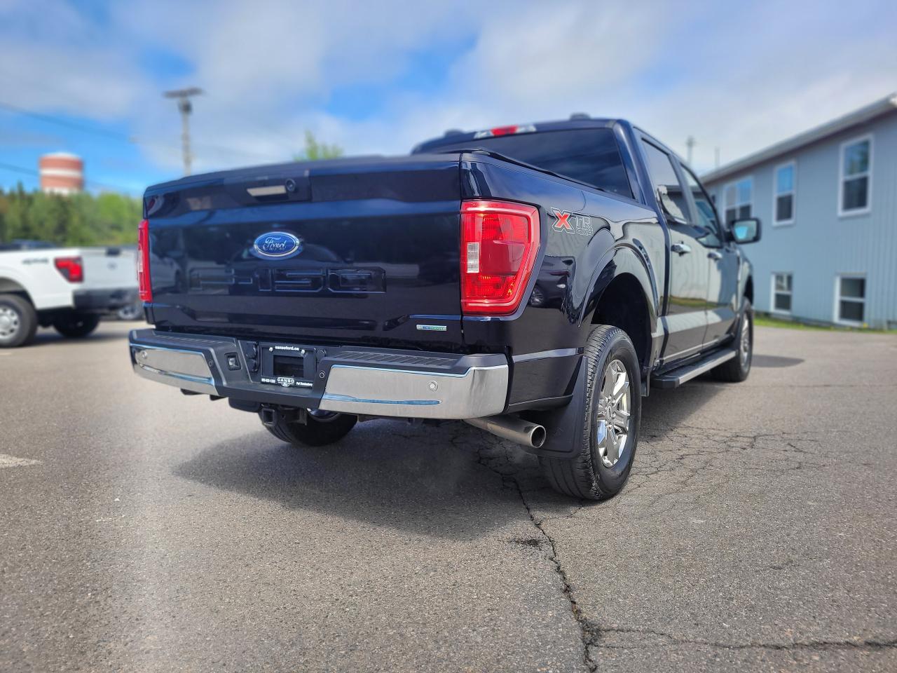 2022 Ford F-150 XLT 4WD SuperCrew 5.5' Bo Photo5