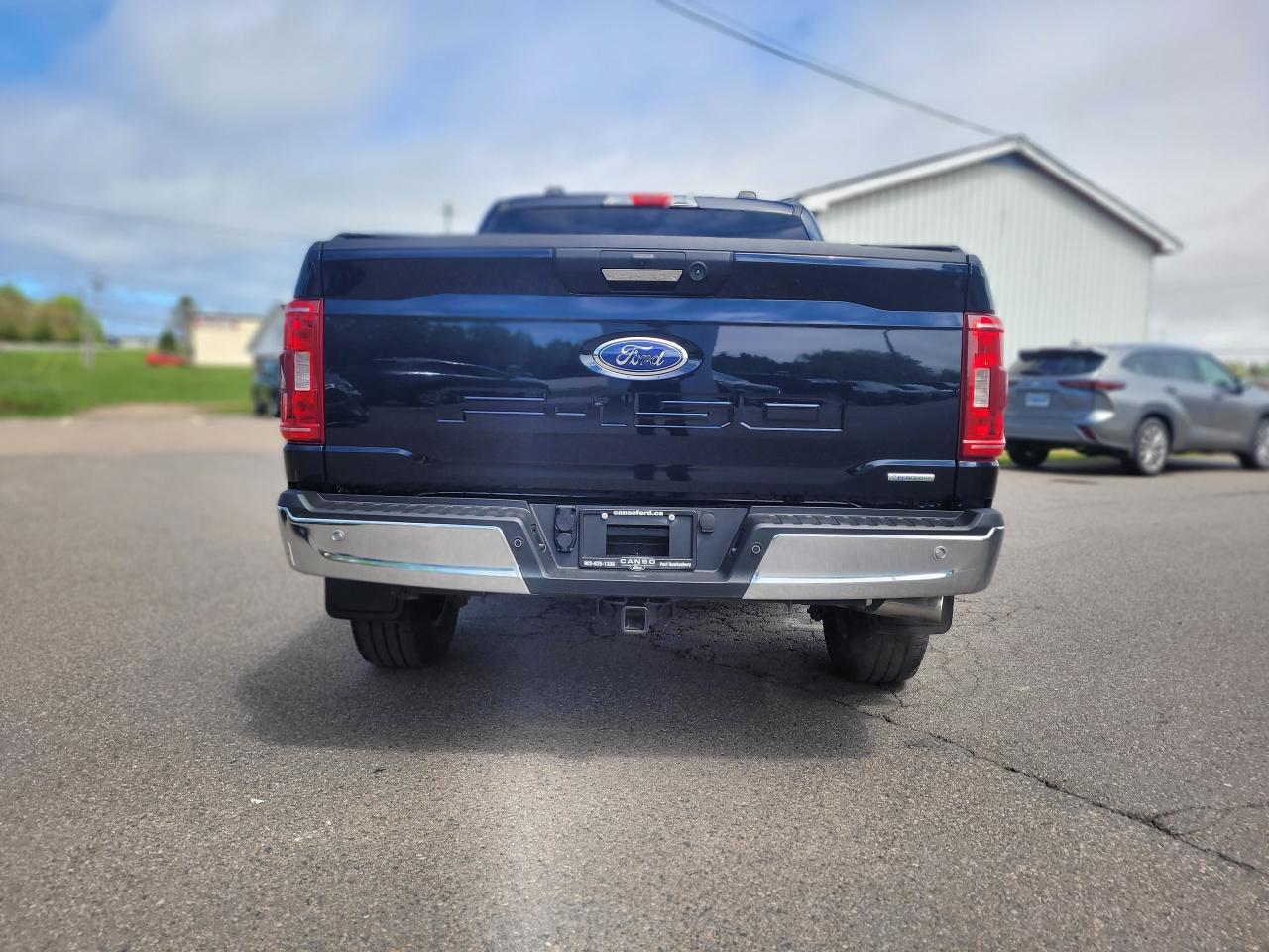 2022 Ford F-150 XLT 4WD SuperCrew 5.5' Bo Photo4