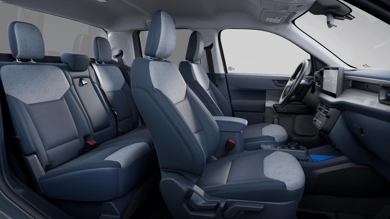 2025 Ford Maverick XLT AWD SuperCrew Photo5