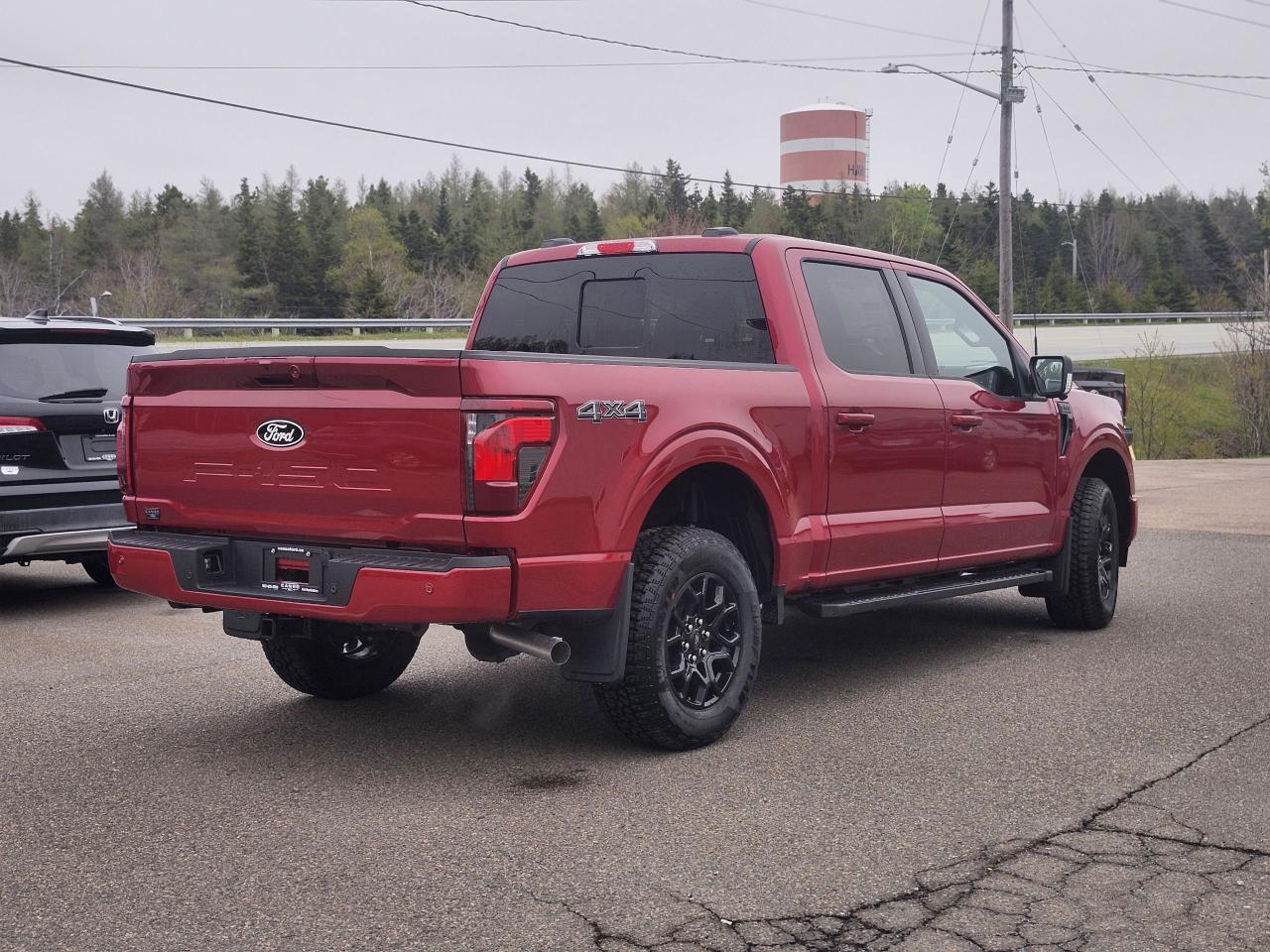 2025 Ford F-150 XLT 4WD SuperCrew 5.5' Box Photo3