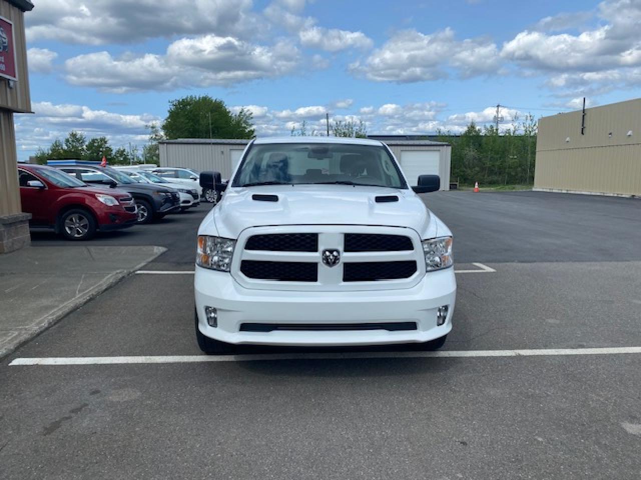 2021 RAM 1500 Classic Express 4x4 Quad Cab 6'4" Box - Photo #5