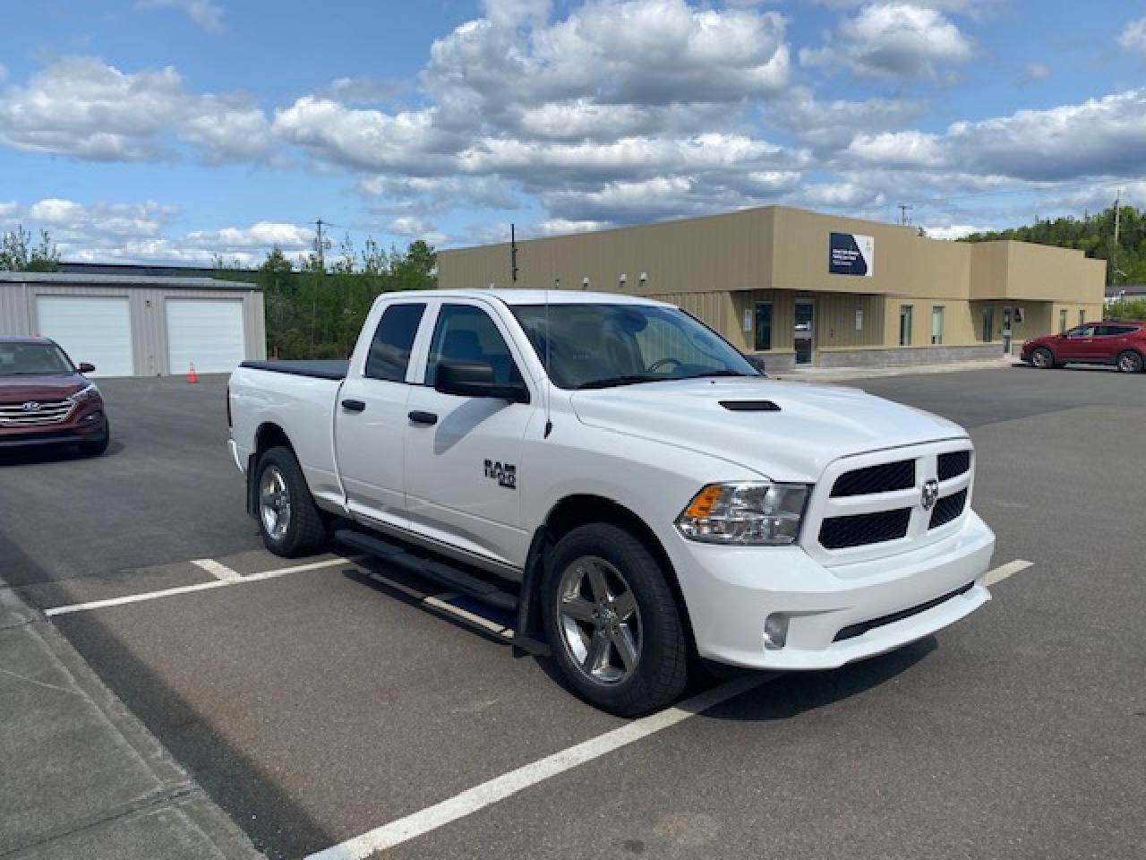 2021 RAM 1500 Classic Express 4x4 Quad Cab 6'4" Box - Photo #3