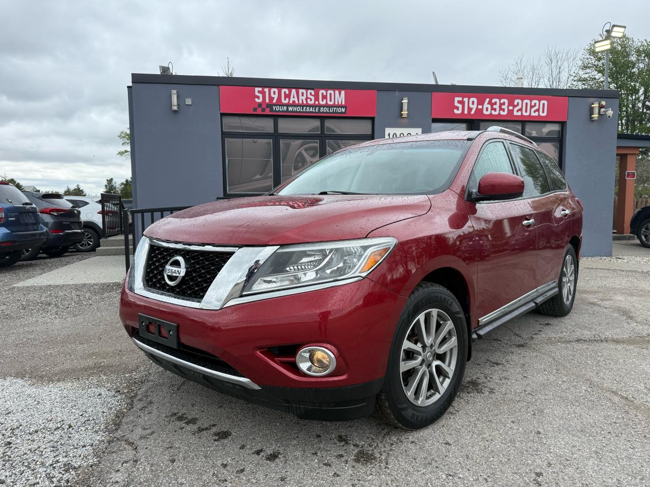 Used 2015 Nissan Pathfinder SL | 7 Passenger | Backup Camera | Heated Seats for sale in St. Thomas, ON