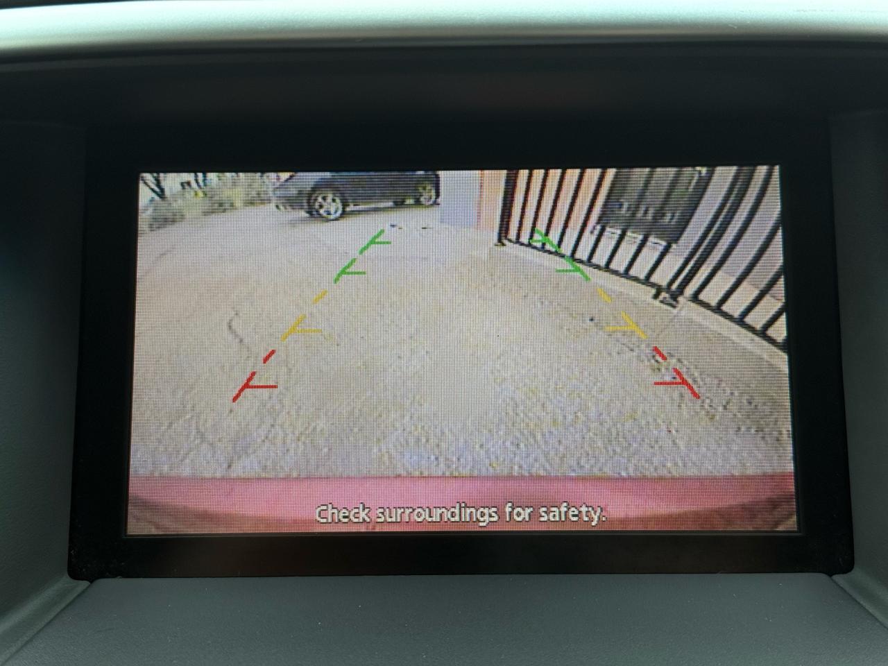 2015 Nissan Pathfinder SL | 7 Passenger | Backup Camera | Heated Seats - Photo #14