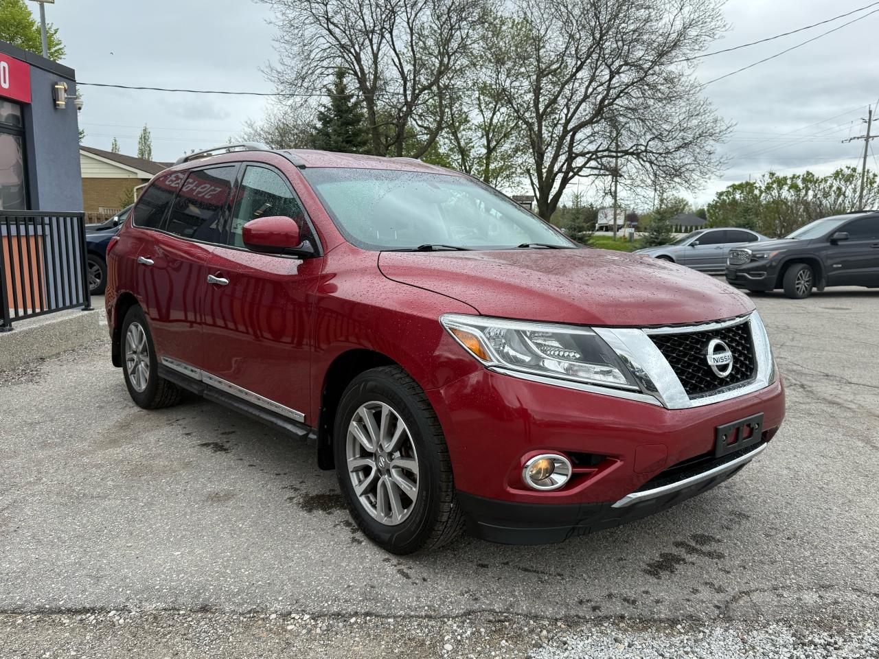 2015 Nissan Pathfinder SL | 7 Passenger | Backup Camera | Heated Seats - Photo #7